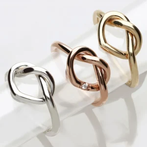 Anello Cuore annodato in Argento 925 | Rubinia Gioielli Hot