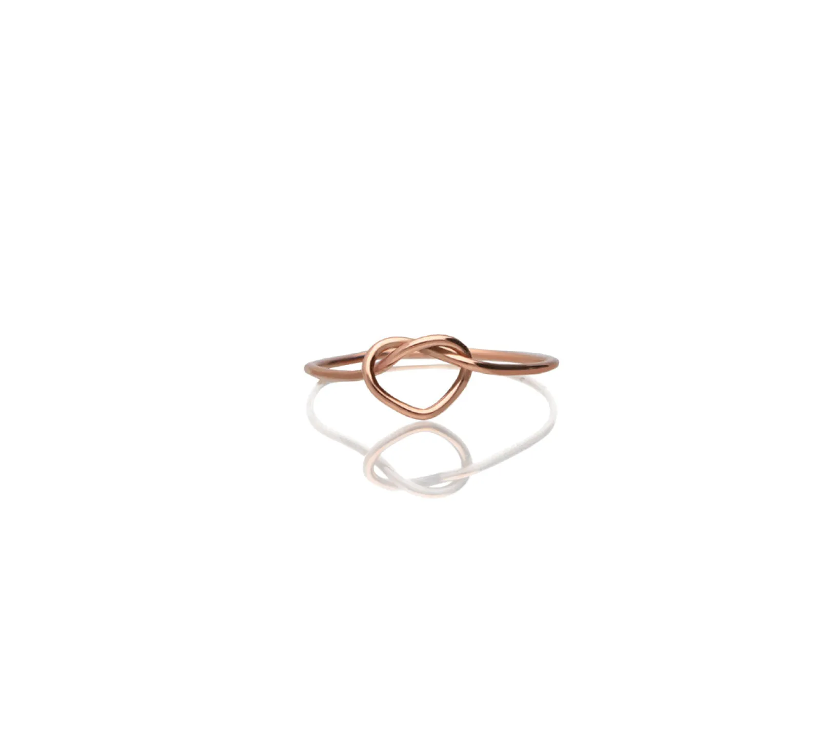 anello_filodamore_con_cuo_2.webp Anello Filodamore con Cuore annodato in Oro 9kt | Rubinia Gioielli Clearance