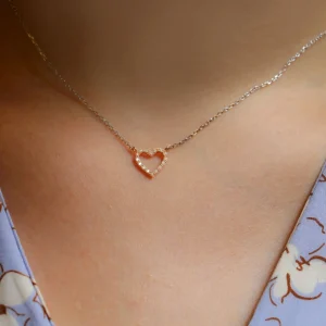 Collana Filodamore in Oro Bianco 9kt e Cuore in Oro Rosa 9kt di Diamanti Bianchi | Rubinia Gioielli Outlet